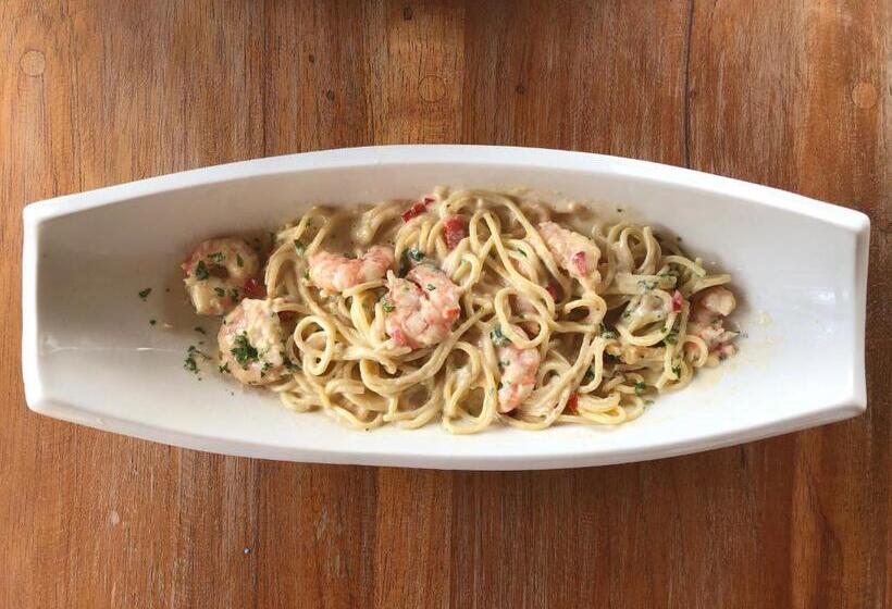 酒店 Los Cocos De Vichayito