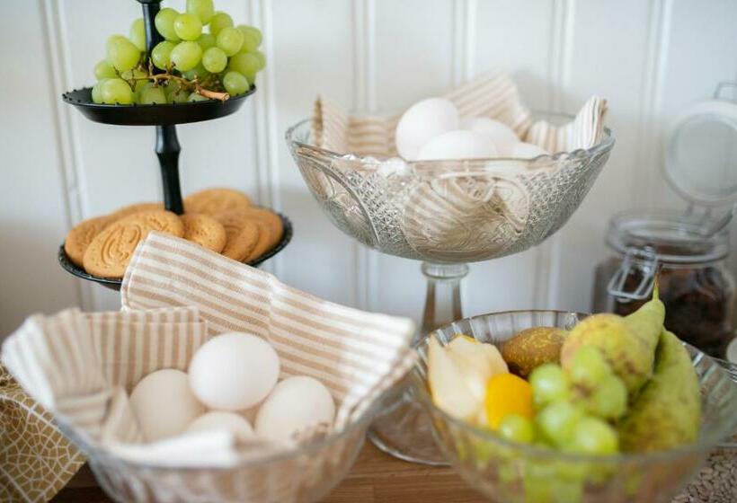 בית מלון כפרי Prästgårdens Pensionat