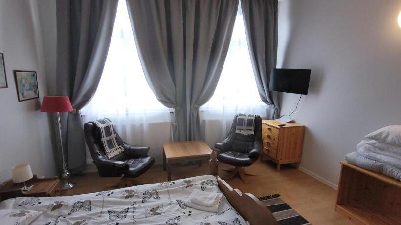 فندق Skeppsgården B&b