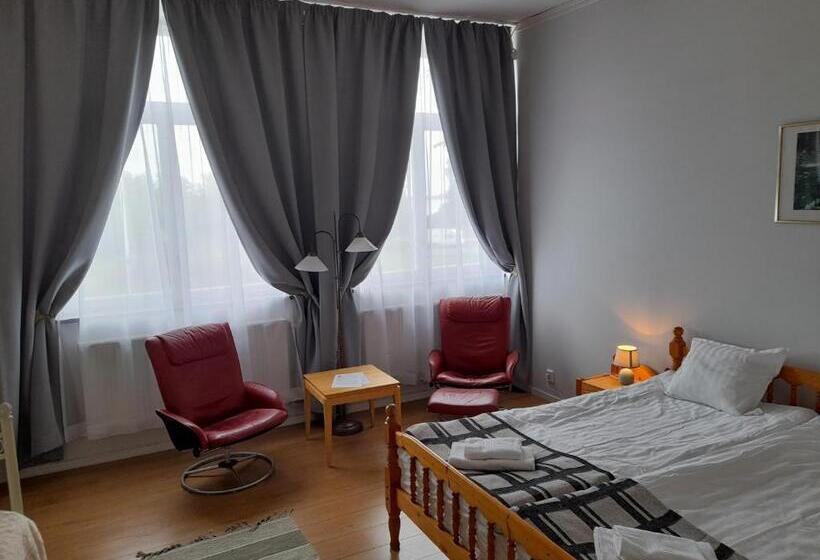 فندق Skeppsgården B&b