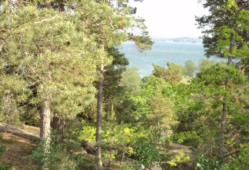 فندق Skeppsgården B&b