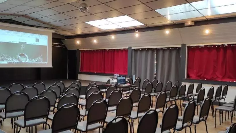 モーテル Domaine De La Blanchardière Changé, Le Mans