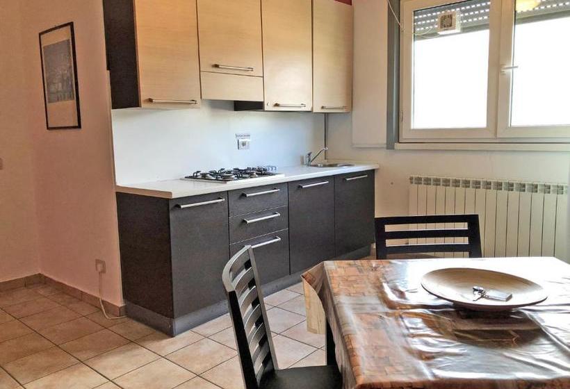 Пансион La Chiocciola Guesthouse Briantea