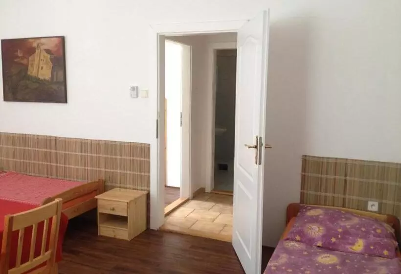 Majatalo Klub U Námořníka