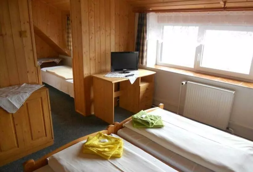 Majatalo Penzion Kamzík