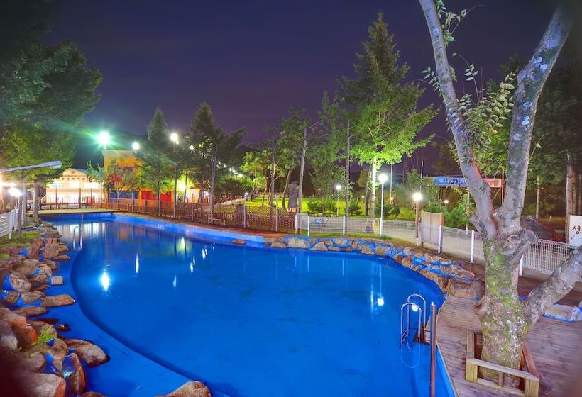 Resort Sungbochon Youth Hostel Hostel