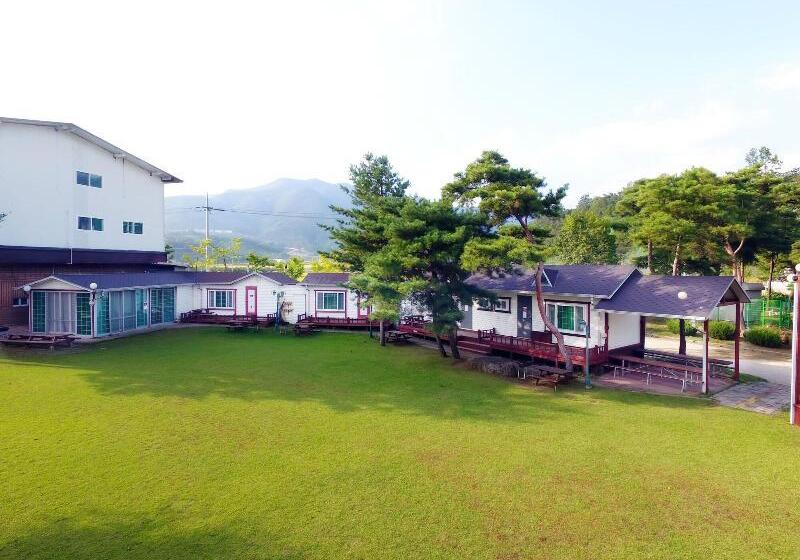 Resort Sungbochon Youth Hostel Hostel