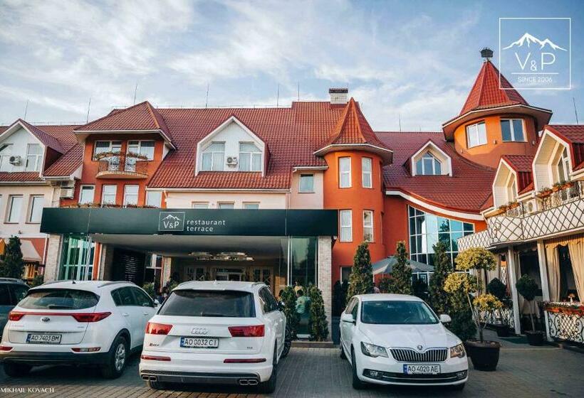 V&p Hotel & Restaurant