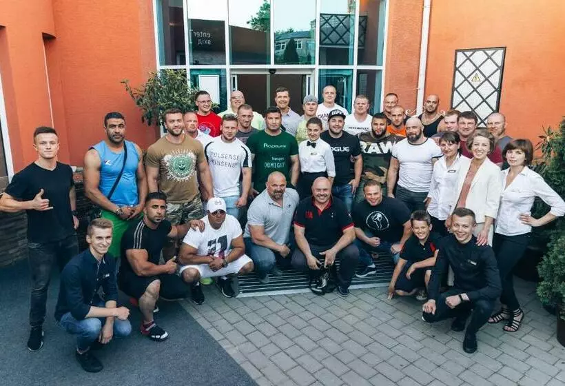 V&p Hotel & Restaurant