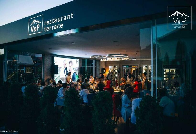 V&p Hotel & Restaurant