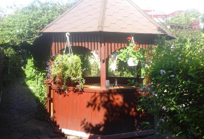 Bed and Breakfast Fkoka