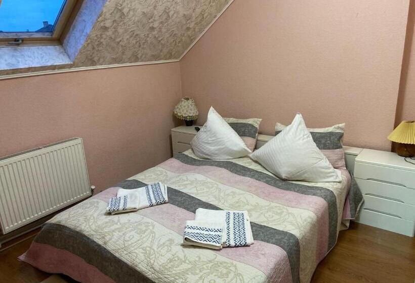 Bed and Breakfast Fkoka