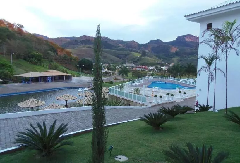 Hotelli Dourada Parque