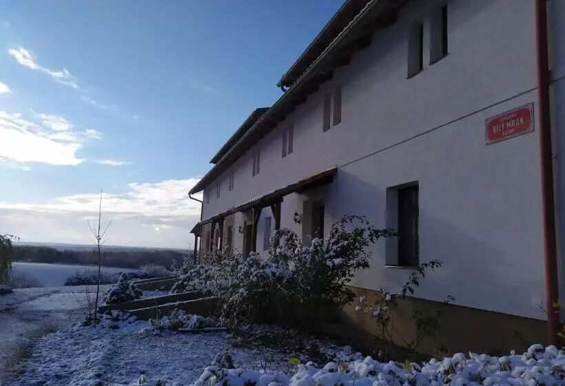 ホテル Ekofarma Bílý Mrak