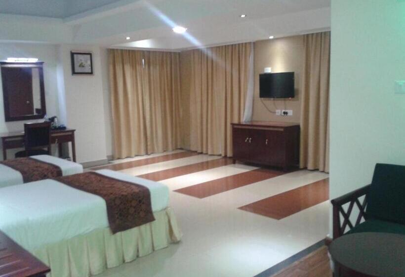 בית מלון כפרי Hiton