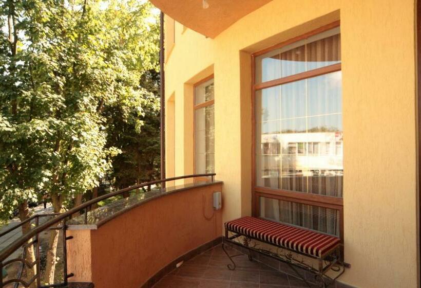 בית מלון כפרי Oberig