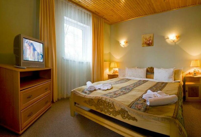 בית מלון כפרי Oberig