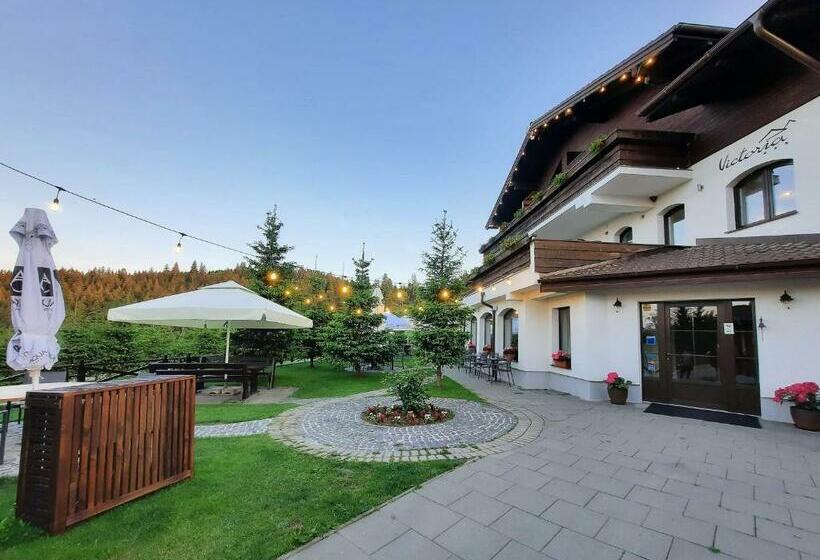فندق Pensiune & Restaurant Victoria