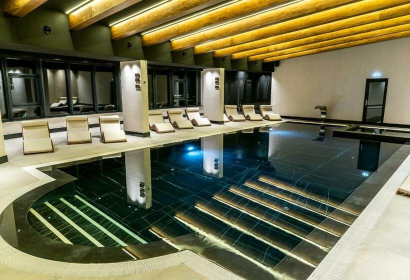 هتل Roman Maramures Ski & Spa Resort