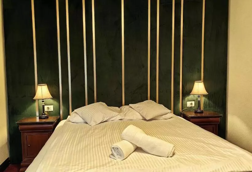 Hotelli Select