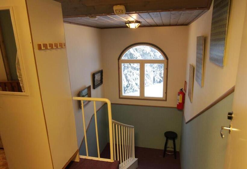 Hotel Urkin Piilopirtti