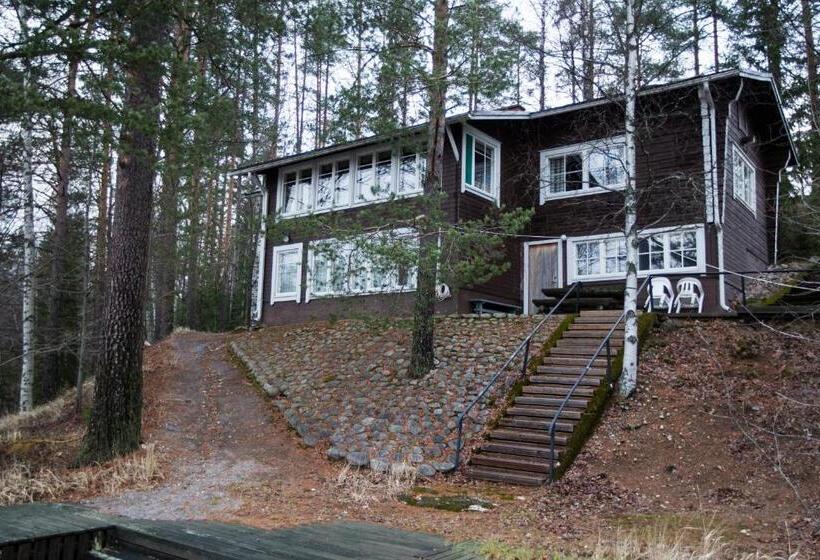 Hotel Urkin Piilopirtti