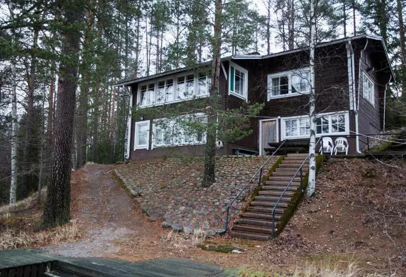 Hotelli Urkin Piilopirtti