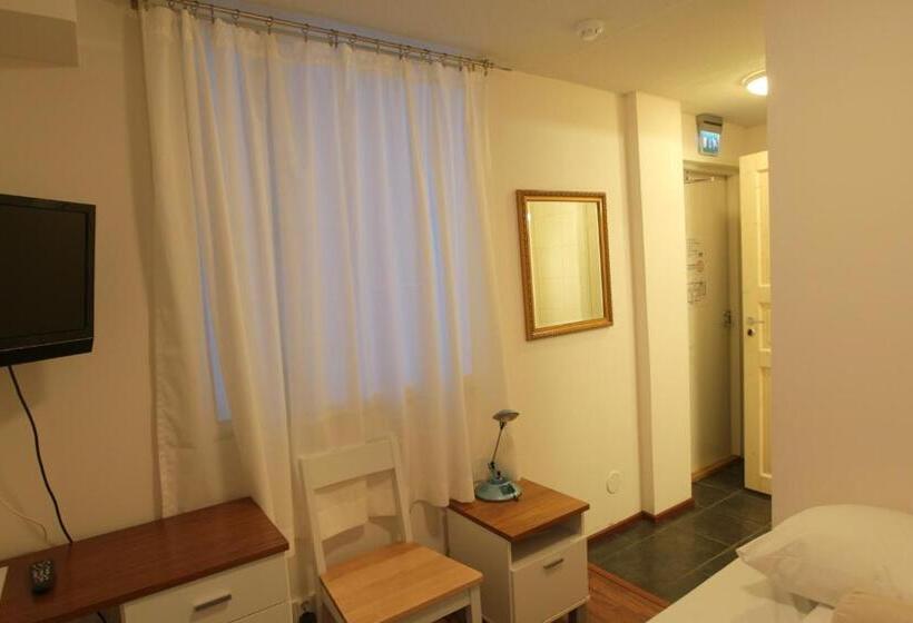 Hotel Urkin Piilopirtti