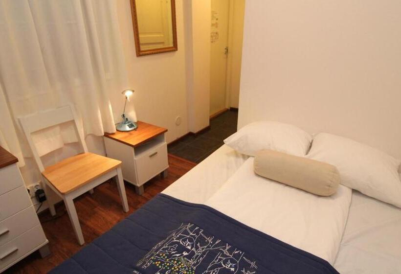 Hotel Urkin Piilopirtti