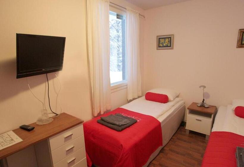 Hotel Urkin Piilopirtti