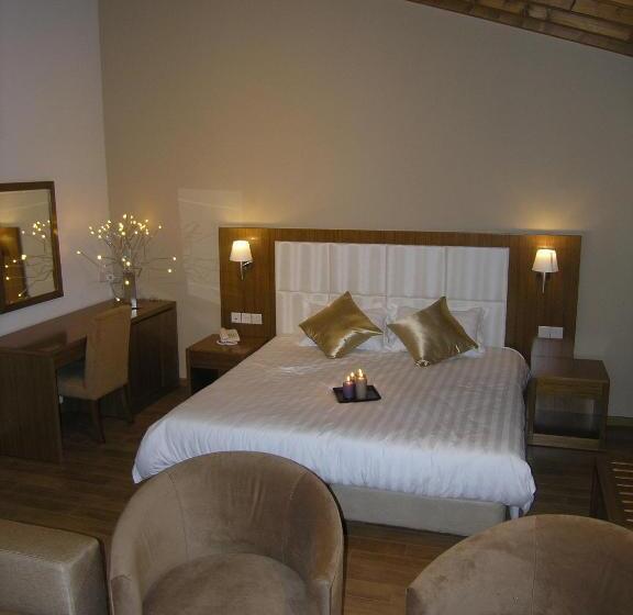 Livadia Hotel Kyperounta