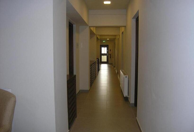 Livadia Hotel Kyperounta