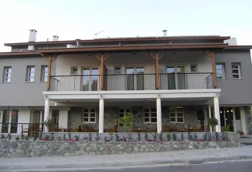Livadia Hotel Kyperounta