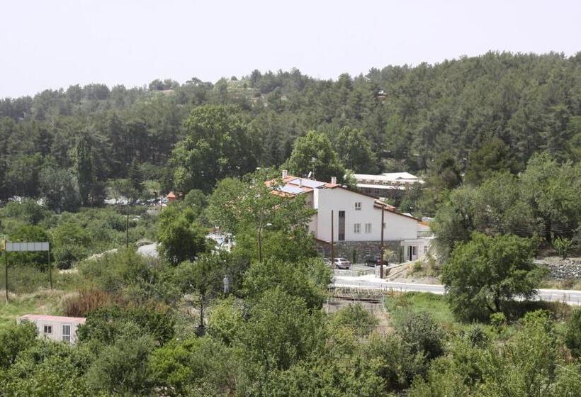 Livadia Hotel Kyperounta