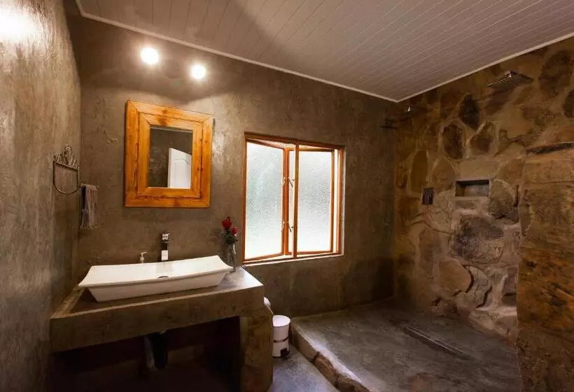 Majatalo Berghouse And Cottages