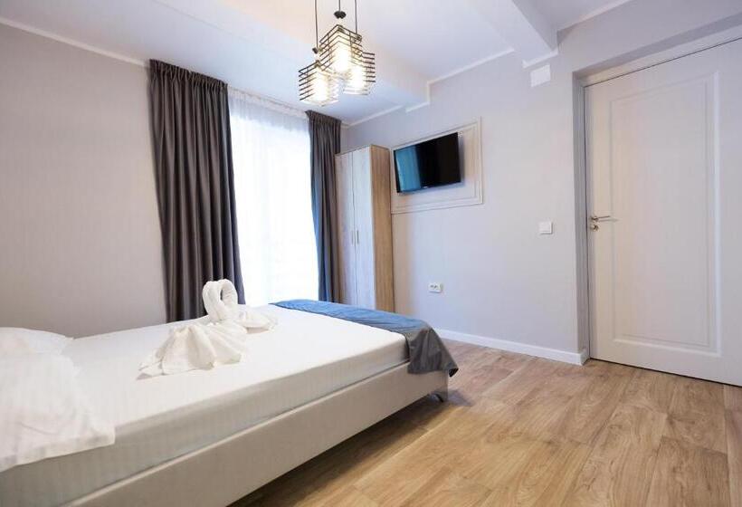 Pensão Complex Veverița Rânca