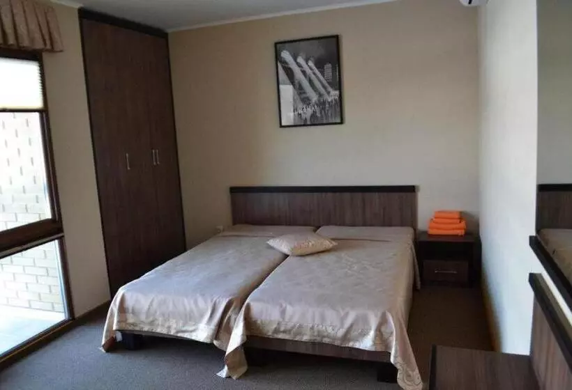 Majatalo Dergachov Guest House