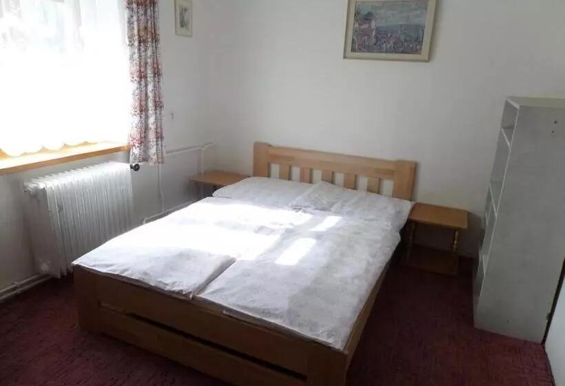 Majatalo Kralicka Chata