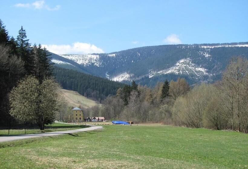 펜션 Kralicka Chata