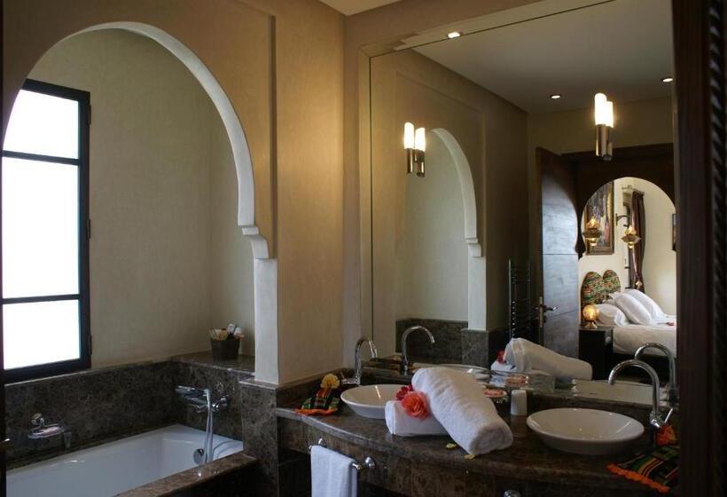 Pension (Hôtel basse catégorie) La Kasbah Aalma D'or