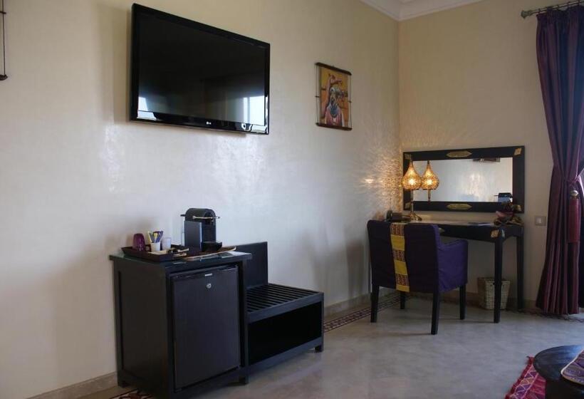 Pension (Hôtel basse catégorie) La Kasbah Aalma D'or