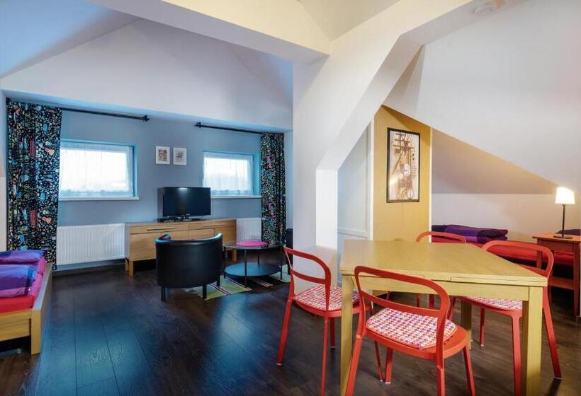 بنسيون Penzión Pavčina Lehota