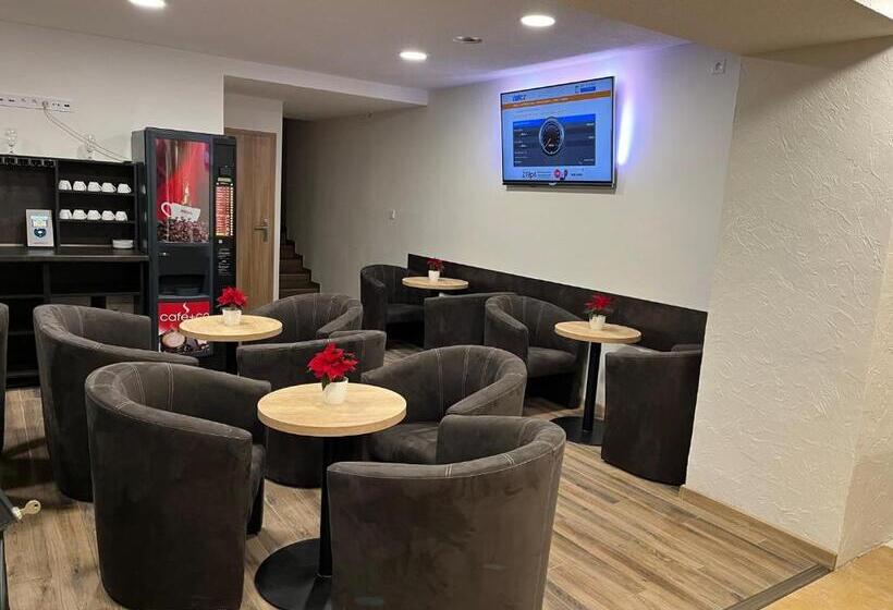 بنسيون Penzión Pavčina Lehota