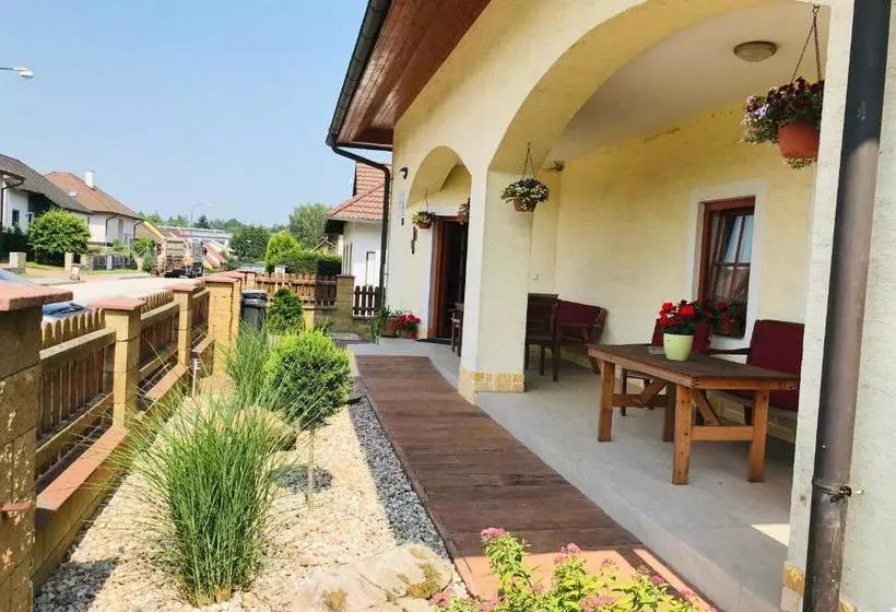 Majatalo Penzion Bělidlo