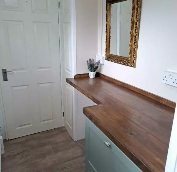 Llew Coch B&b