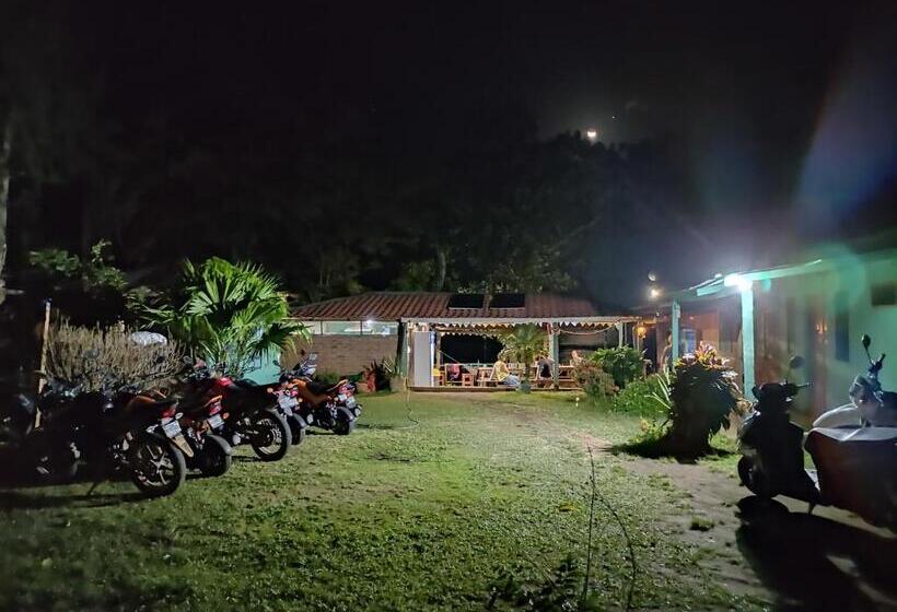 هاستل Los Chocoyos