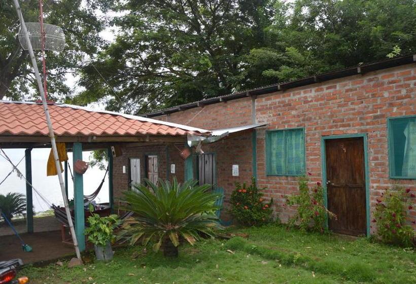 هاستل Los Chocoyos