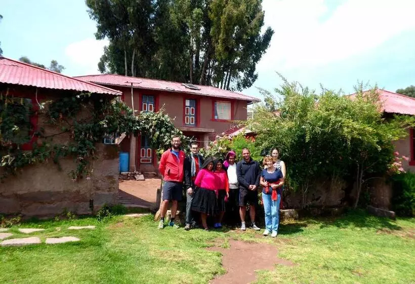 Retkeilymaja Taquile Familia Celso