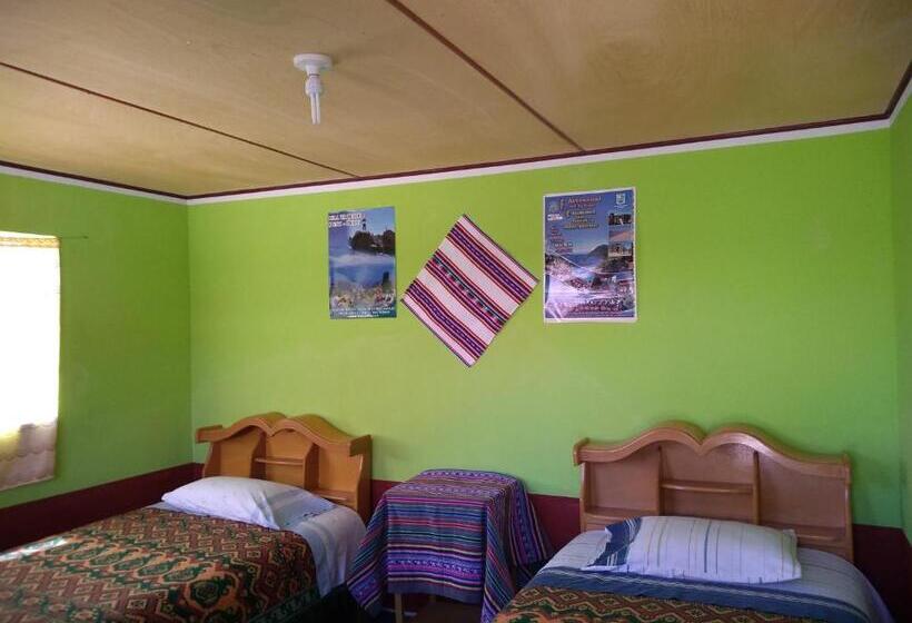 فندق صغير Taquile Familia Celso