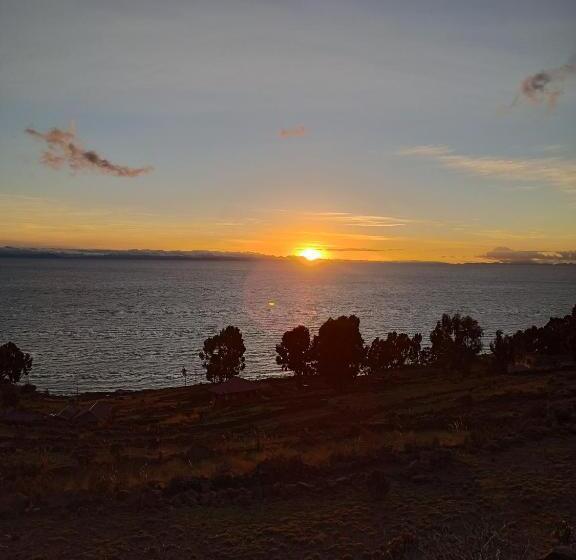 فندق صغير Taquile Familia Celso